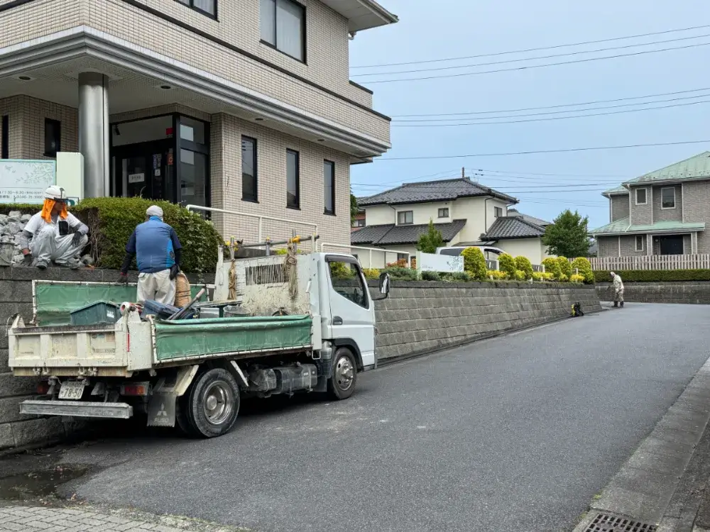 酒井歯科医院の医院外周工事④